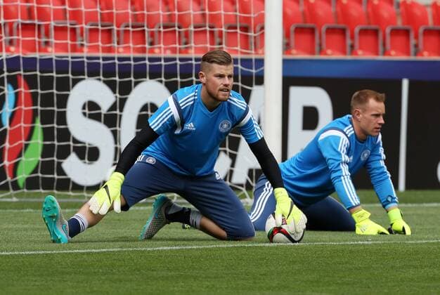 Aktuell Fußball, U21 EM, DFB Nationalteam Training in Prag Training Torwart Timo Horn, Torwart Marc Andre ter Stegen Fußball Fussball U 21 U21 U 21 Europameisterschaft in Tschechien Saison 2014 2015 19.06.2015 DFB Nationalmannschaft U21 BRDeutschland