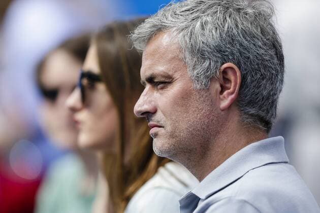 Aktuell Tennis, ATP Turnier im Queen s Club 19.06.2015. London, England. Queens Aegon Championship Tennis. Chelsea Manager Jose Mourinho watching the action xCraigxMercerx  ActionPlus11633241