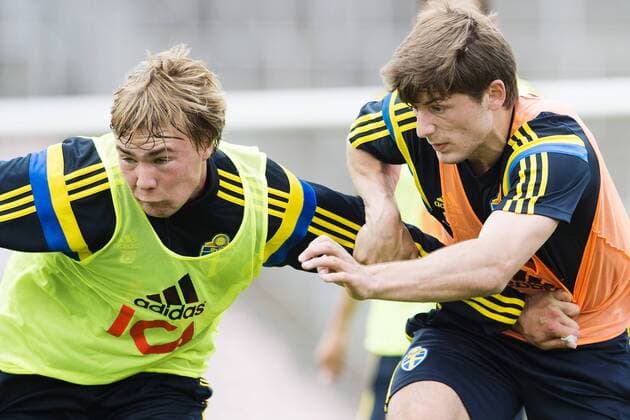 Aktuell Fußball, U21 EM, Training Nationalteam Schweden in Brno June 19, 2015 - Brno: Simon Tibbling, Arber Zeneli - Fussball, U21 EM, Training Nationalteam Schweden.  - ZUMAb138