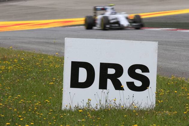 Motorsports: FIA Formula One World Championship WM Weltmeisterschaft 2015, Grand Prix of Austria, 77 Valtteri Bottas (FIN, Williams Martini Racing), xHOCHxZWEIx