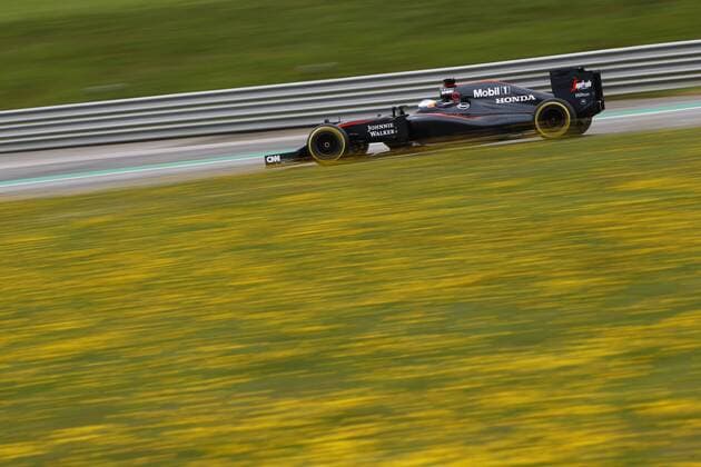 Motorsports: FIA Formula One World Championship WM Weltmeisterschaft 2015, Grand Prix of Austria, 14 Fernando Alonso (ESP, McLaren Honda), xHOCHxZWEIx