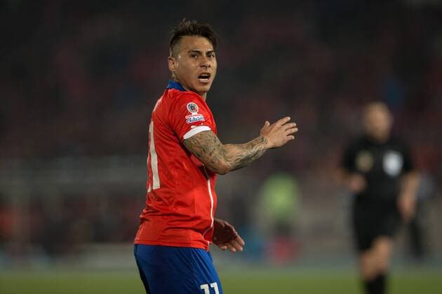 X Chile Bolivia SANTIAGO, CHILE - 06 19 2015: CHILE X BOLIVIA - Eduardo Vargas of Chile during match between Chile x Bolivia, valid for the third round of the first group phase of the Copa America 2015 held at the National Stadium Julio Mart?nez Pr?danos. (Photo: Marcelo Machado de Melo FotoArena)  MarceloxMachadoxdexMelo