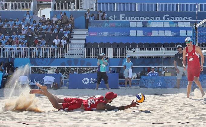European Games Baku BAKU,AZERBAIJAN,20.JUN.15 - European Games Baku, Beach volleyball Beachvolleyball Image shows Tobias Winter and Lorenz Peter Petutschnig (AUT). GEPAxpictures xM.xOberlaender