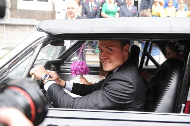 Aktuell Fußball, Simon Mignolet heiratet Freundin Jasmine - Hochzeit von Belgiens Nationaltorwart - SINT-TRUIDEN, BELGIUM: Simon Mignolet pictured after the wedding of Belgian Red Devils keeper Simon Mignolet to Jasmien Claes, in Sint-Truiden, Saturday 20 June 2015. SOPHIExKIP  x04646499x