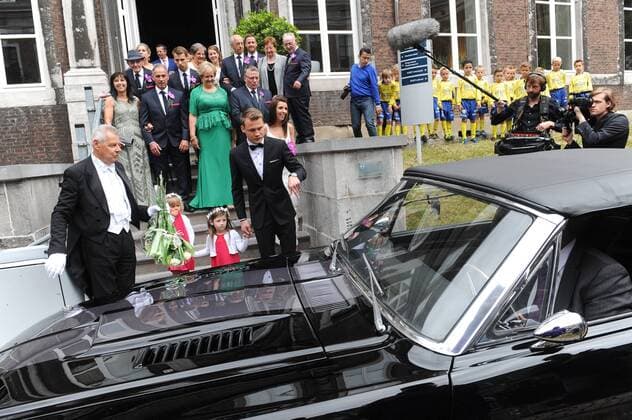 Aktuell Fußball, Simon Mignolet heiratet Freundin Jasmine - Hochzeit von Belgiens Nationaltorwart - SINT-TRUIDEN, BELGIUM: Simon Mignolet pictured after the wedding of Belgian Red Devils keeper Simon Mignolet to Jasmien Claes, in Sint-Truiden, Saturday 20 June 2015. SOPHIExKIP  x04646513x