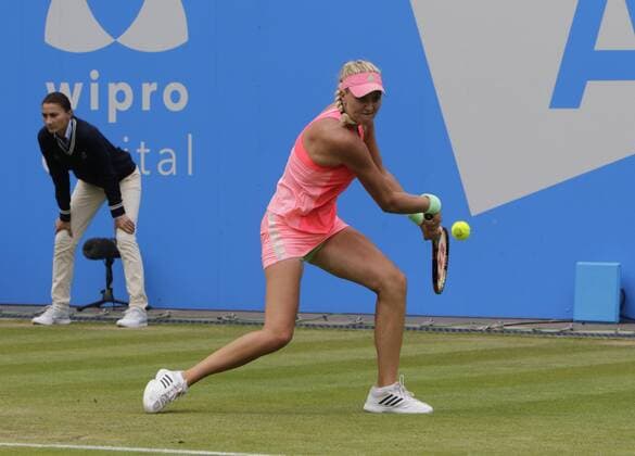 Aktuell Tennis, WTA Turnier in Birmingham, Halbfinale 20.06.2015. Birmingham, England. Aegon Classic Tennis Tournament. Kristina Mladenovic (Fra) in the rain-delayed semi-final action against Karolina Pliskova (Cze). xAlanxMartinx  ActionPlus11633580