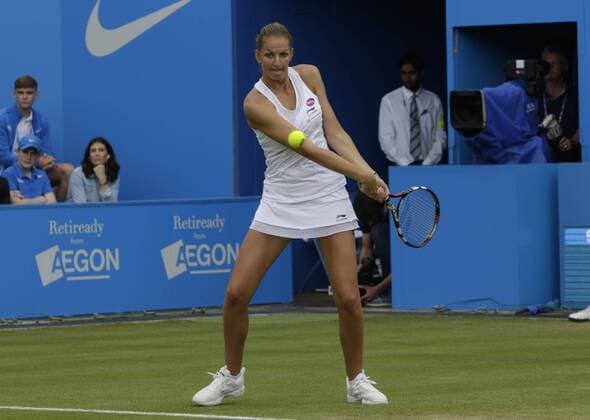 Aktuell Tennis, WTA Turnier in Birmingham, Halbfinale 20.06.2015. Birmingham, England. Aegon Classic Tennis Tournament. Karolina Pliskova (Cze) in the rain-delayed semi-final action against Kristina Mladenovic (Fra). xAlanxMartinx  ActionPlus11633581