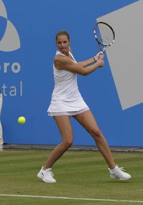 Aktuell Tennis, WTA Turnier in Birmingham, Halbfinale 20.06.2015. Birmingham, England. Aegon Classic Tennis Tournament. Karolina Pliskova (Cze) in the rain-delayed semi-final action against Kristina Mladenovic (Fra). xAlanxMartinx  ActionPlus11633583