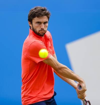 20.06.2015. London, England. Queens Aegon Championship Tennis. Gilles Simon (FRA) versus Kevin Anderson (RSA), Semi-Final match. Gilles Simon in action xCraigxMercerx  ActionPlus11633607