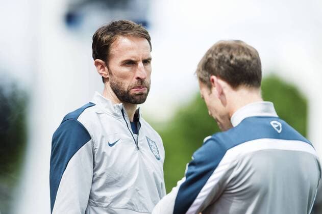 Olomouc - 150620 Englands förbundskapten Gareth Southgate - Training der englischen U21 Fußballnationalmannschaft -  - ZUMAb138