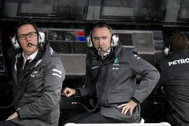 Motorsports: FIA Formula One World Championship WM Weltmeisterschaft 2015, Grand Prix of Austria, Paddy Lowe (GBR, Mercedes AMG Petronas Formula One Team), xHOCHxZWEIx