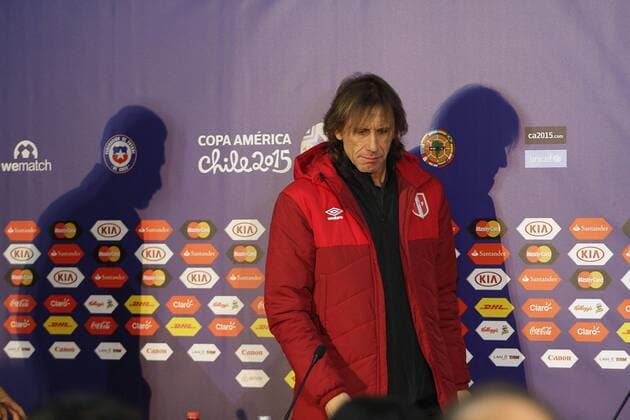 Football , Press media of Peru Copa America Championship 2015 . Peru s manager Ricardo Gareca talks during a press media in the 2015 Copa America. Temuco, Chile. 20 06 2015 Alejandro Zonez Photosport . 