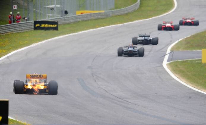 FORMULA 1 - GP of Austria 2015 SPIELBERG,AUSTRIA,21.JUN.15 - MOTORSPORTS, FORMULA 1 - Grand Prix of Austria, Red Bull Ring. Image shows legends parade. Image shows Pierluigi Martini in the 1986 Minardi M186-01. GEPAxpictures xHaraldxSteiner