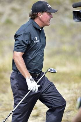 June 21, 2015..Phil Mickelson on the 11th during round 4 at the U.S. Open at Chambers Bay, University Place, Washington. . .George Holland Cal Media. PGA Golf Herren Tour 2015: US Open Round 4 JUN 21 - ZUMAch4_