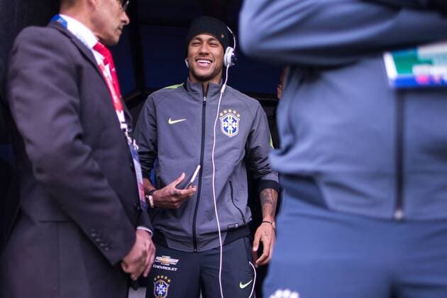 Brazil vs Venezuela SANTIAGO, CHILE - 06 21 2015: BRAZIL X VENEZUELA - Neymar Jr. of Brazil is seen at the exit of the tunnel with access to the field before the match between Brazil vs Venezuela, valid for the third round of the first phase of Group C of the Copa America 2015 , held at the Estadio Monumental David Arellano. (Photo: Marcelo Machado de Melo FotoArena)  MarceloxMachadoxdexMelo