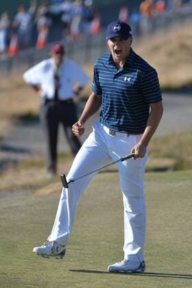 Aktuell Golf, Jordan Spieth gewinnt US Open Jordan Spieth reacts to a birdie on the 16th in the fourth round of the 115th U.S. Open Championship at Chambers Bay on June 21, 2015 in University Place, Washington. Spieth won the 2015 US Open wit five under par.  SEA2015062146 KEVINxDIETSCH