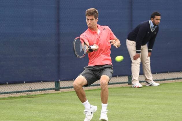23.06.2015. Nottingham, England. Aegon Nottingham Open Tennis Tournament. Forehand from Aljaz Bedene (Great Britain) in his match against Adrian Mannarino (France) xDavidxKissmanx  ActionPlus11634447