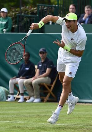 23.06.2015. Slough, England. The Boodles Tennis Tournament. Dusan Lajovic serves to Isner (USA) xJonxBromleyx  ActionPlus11634616