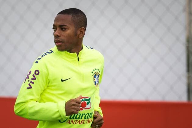 Training the Brazilian team SANTIAGO, CHILE - 06 23 2015: TRAINING OF BRAZILIAN SELECTION - Robinho during training the Brazilian team for the match between Brazil vs Paraguay, the quarterfinals of the Copa America 2015, held at the Training Center of the Universidad de Chile. (Photo: Marcelo Machado de Melo FotoArena)  MarceloxMachadoxdexMelo