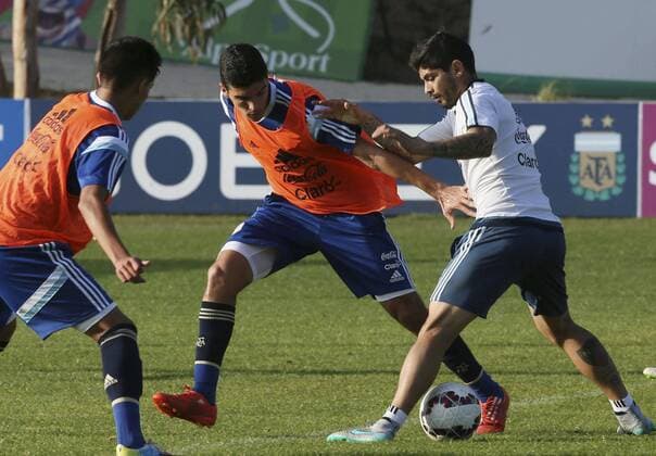 Players of Argentina take part in a training session in La Serena, Chile, June 23, 2015. -LA SERENA-COPA AMERICA-ARGENTINA TELAM 