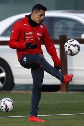 22 06 2015 AndresxPina Photosport Football, Chile s training session. Chilean player, Alexis Sanchez, is pictured during the morning training session at the Juan Pinto Duran training center in Santiago, Chile. 22 06 2015 AndresxPina Photosport 22 de junio. 
