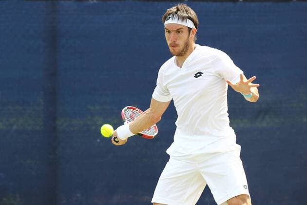 24.06.2015. Nottingham, England. Aegon Nottingham Open Tennis Tournament. Forehand from Leonardo Mayer (Argentina) who defeated Jiri Vesely (CZE) in two sets to progress to the quarter finals xDavidxKissmanx  ActionPlus11634793
