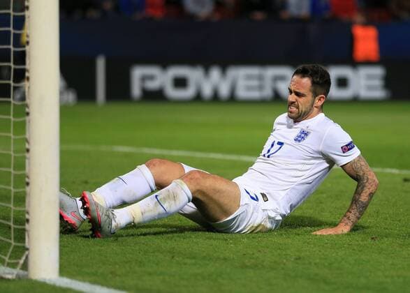Aktuell Fußball, U21-EM, England - Italien England s Danny Ings looks on dejected England v Italy- UEFA Under 21 s - Ander Stadium - Czech Republic - 24th June 2015 - Picture David Klein Sportimage EDITORIAL USE ONLY. No use with unauthorised audio, video, data, fixture lists, club league logos or live services. Online in-match use limited to 120 images, no video emulation. No use in betting, games or single club league player publications.