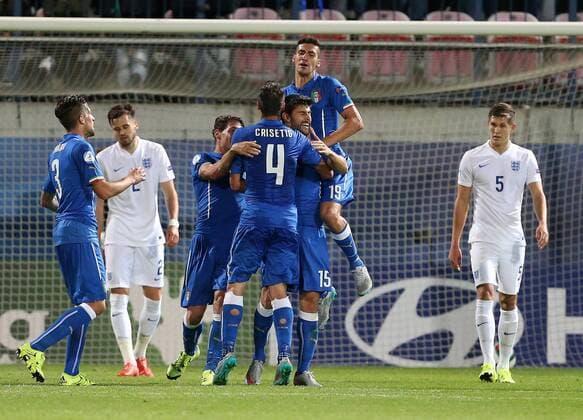 Aktuell Fußball, U21-EM, England - Italien Italy s Marco Benassi celebrates scoring his sides third goal England v Italy- UEFA Under 21 s - Ander Stadium - Czech Republic - 24th June 2015 - Picture David Klein Sportimage EDITORIAL USE ONLY. No use with unauthorised audio, video, data, fixture lists, club league logos or live services. Online in-match use limited to 120 images, no video emulation. No use in betting, games or single club league player publications.