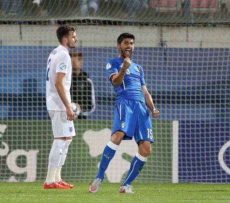 Aktuell Fußball, U21-EM, England - Italien Italy s Andrea Belotti celebrates scoring his sides opening goal England v Italy- UEFA Under 21 s - Ander Stadium - Czech Republic - 24th June 2015 - Picture David Klein Sportimage EDITORIAL USE ONLY. No use with unauthorised audio, video, data, fixture lists, club league logos or live services. Online in-match use limited to 120 images, no video emulation. No use in betting, games or single club league player publications.