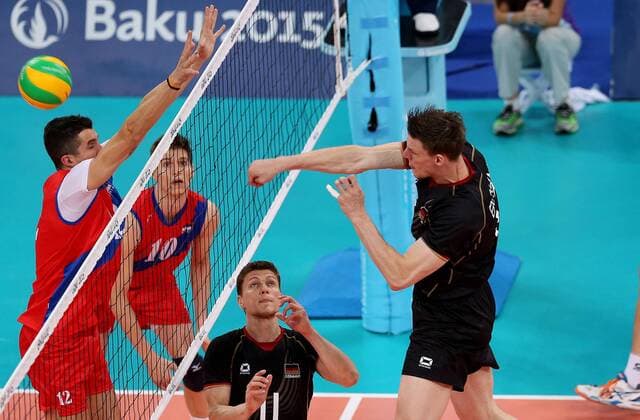 Aktuell Europaspiele in Baku, Volleyball, Viertelfinale, Deutschland - Serbien 24.06.2015 Baku(Azerbaijan) 1st European Games Serbia-Germany 1 4 final men s volleyball Marcus Böhme(r) beside Lukas Kampa (c) Germany and Milan Rasic(L) Serbia :Str 