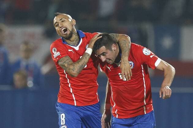 Copa America 2015 . Chile s Mauricio Isla celebrates his goal against Uruguay during the match of quarter finals of the 2015 Copa America at La Serena stadium. Santiago, Chile. 24 06 2015 Marcelo Hernandez Photosport Chile v Uruguay, Copa America 2015. 