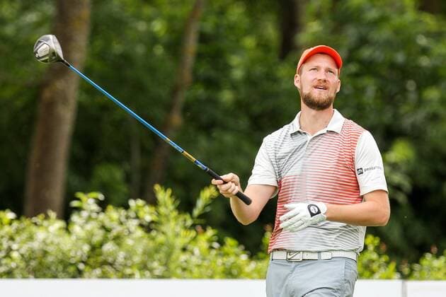 Aktuell Golf BMW International Open in München Eichenried Moosinning Anton Kirstein (GER) am Abschlag, Tee , BMW International Open 2015, Tag 1, Golf, 25.06.2015 , Copyright: Kolbert Eibner-Pressefoto EP_CKT