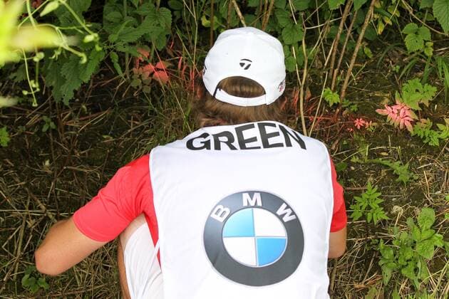 Moosinning Caddie von Gavin Green (MAS) sucht vergebens den Ball , BMW International Open 2015, Tag 1, Golf, 25.06.2015 , Copyright: Kolbert Eibner-Pressefoto EP_CKT