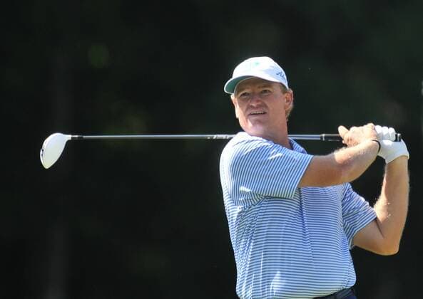 Ernie Els in action during the Travelers Golf Championship at TPC River Highlands, Cromwell, Connecticut. Gregory Vasil Cal Media PGA Golf Herren 2015: Travelers Golf Championship JUN 25 - ZUMAc04_