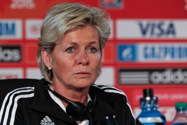 Silvia Neid (Trainerin, Coach, Deutschland), auf der Pressekonferenz vor dem Viertelfinale gegen Frankreich, Fussball, FIFA Frauen-WM 2015, Pressekonferenzen, xozx