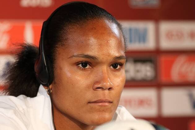 Wendie Renard (Frankreich), auf der Pressekonferenz vor dem Viertelfinale zwischen Deutschland und Frankreich, Fussball, FIFA Frauen-WM 2015, Pressekonferenzen, xozx