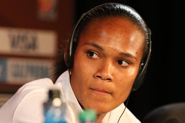 Wendie Renard (Frankreich) auf der Pressekonferenz vor dem Viertelfinale zwischen Deutschland und Frankreich, Fussball, FIFA Frauen-WM 2015, Pressekonferenzen, xozx