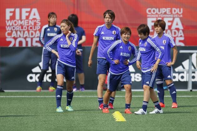 (L-R) Rumi Utsugi, Saki Kugagai, Shinobu Ono, Aya Miyama, Mana Iwabuchi (JPN), JUNE 25, 2015 - Football Soccer : Japan national team Nationalteam official training session before the FIFA Women s World Cup Canada 2015 Quarterfinal match at Clareview Park, Edmonton, Canada. NoxThirdxPartyxSales  (qdwa041265)