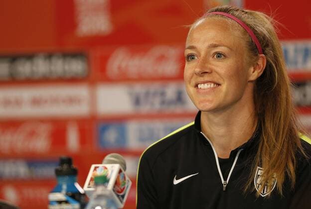 OTTAWA, June 25, 2015 -- Becky Sauerbrunn of the United States attends the press conference PK Pressekonferenz in Ottawa, Canada, June 25, 2015. The United States will play China in the quarterfinal match of 2015 FIFA Women s world cup here on June 26. ) (SP)CANADA-OTTAWA-FIFA-WOMEN S WORLD CUP-QUARTERFINALS-PRESS CONFERENCE-US QinxLang 