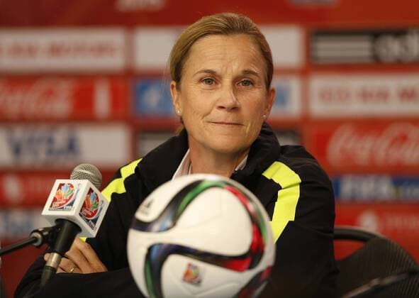 OTTAWA, June 25, 2015 -- Jill Ellis, head coach of the United States, attends the press conference PK Pressekonferenz in Ottawa, Canada, June 25, 2015. The United States will play China in the quarterfinal match of 2015 FIFA Women s world cup here on June 26. ) (SP)CANADA-OTTAWA-FIFA-WOMEN S WORLD CUP-QUARTERFINALS-PRESS CONFERENCE-US QinxLang 