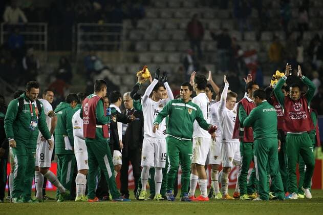 Football, Bolivia v Peru Copa America 2015. Bolivia s players reacts after losing against Peru for finals quarters match for Copa America, at Bicentenario German Becker stadium. Temuco, Chile. 26 06 2015 Dragomir Yankovic Photosport Bolivia v Peru, Copa America 2015. 
