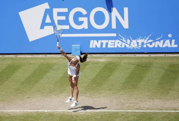 Aktuell Tennis, WTA Turnier in Eastbourne 26.06.2015 Eastbourne, England. Aegon International Tennis Championships Eastbourne. Agnieszka Radwanska (POL) in action against Sloane Stephens (USA) in the Women s single Semifinals at Devonshire park. x  ActionPlus11635200