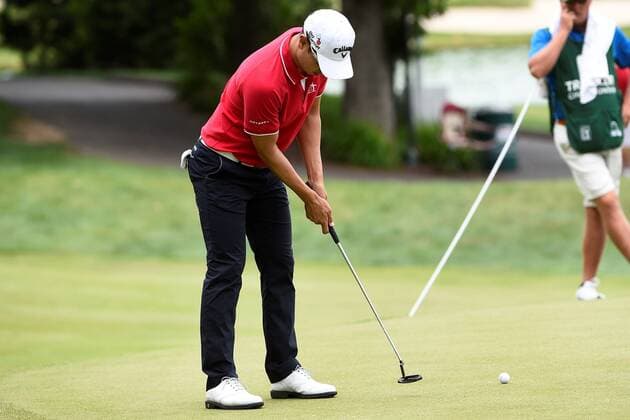 Aktuell Golf, PGA Tour, Travelers Championship in Cromwell June 26, 2015 - Cromwell, Connecticut , U.S. - Sang-Moon Bae putts on the 15th green during the second round of the PGA Golf Herren Travelers Championship tournament held at TPC River Highland in Cromwell Connecticut. Eric Canha CSM PGA 2015: Travelers Championship JUN 26 - ZUMAc04_