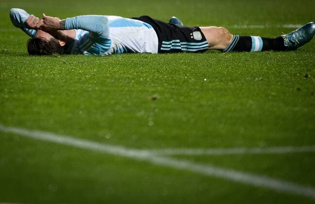 Argentina s Lionel Messi reacts during the quarter-final match between Argentina and Colombia at the Copa America Chile 2015 in the El Sausalito Stadium, in Vina del Mar city, Chile, on June 26, 2015. ) (da) (SP)CHILE-VINA DEL MAR-COPA AMERICA-ARGENTINA VS COLOMBIA PedroxMera 