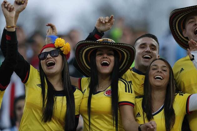 Fans of Colombia react before the quarter-final match between Argentina and Colombia at the Copa America Chile 2015 in the El Sausalito Stadium, in Vina del Mar city, Chile, on June 26, 2015. ) (da) (SP)CHILE-VINA DEL MAR-COPA AMERICA-ARGENTINA VS COLOMBIA JorgexVillegas 