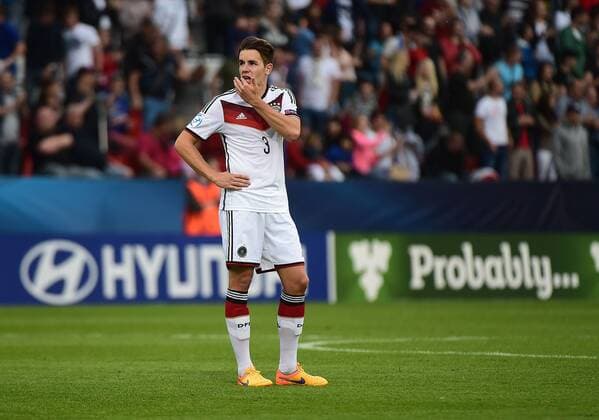 27.06.2015, xjhx, Fussball EM 2015 Halbfinale U21 U 21 Portugal - Deutschland, v.l. Christian Guenter (Deutschland U21) enttaeuscht, enttaeuscht schauend, dissapointed