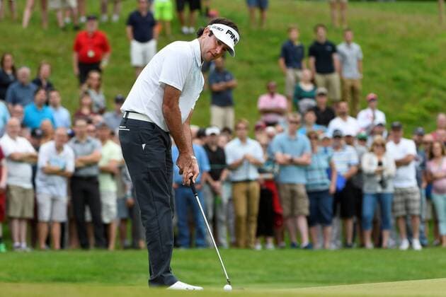 Aktuell Golf, PGA Tour, Travelers Championship in Cromwell June 27, 2015 - Cromwell, Connecticut , U.S. - Bubba Watson watches his putt on the 1st green during the third round of the PGA Golf Herren Travelers Championship tournament held at TPC River Highland in Cromwell Connecticut. Eric Canha CSM PGA 2015: Travelers Championship JUN 27 - ZUMAc04_