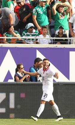 June 27, 2015 - Orlando, FL, USA - Costa Rica s David Ramirez (21) celebrates in front of frustrated Mexico fans in an International Friendly Länderspiel at the Orlando Citrus Bowl on Saturday, June 27, 2015, in Orlando, Fla. Mexico v. Costa Rica - ZUMAm67_