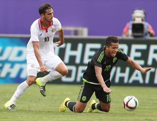 June 27, 2015 - Orlando, FL, USA - Costa Rica s Bryan Ruiz, left, and Mexico s Giovani Dos Santos battle for the ball in an International Friendly Länderspiel at the Orlando Citrus Bowl on Saturday, June 27, 2015, in Orlando, Fla. The game ended in a 2-2 draw. Mexico v. Costa Rica - ZUMAm67_