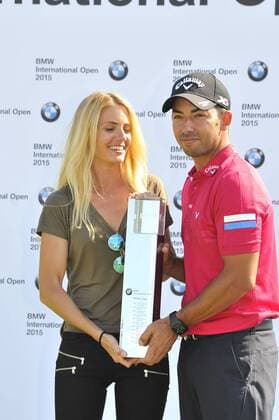 Pablo Larrazabal mit Ehefrau BMW International Open Golf, golfen Green Fairway Golfclub Eichenried München 28. Juni 2015
